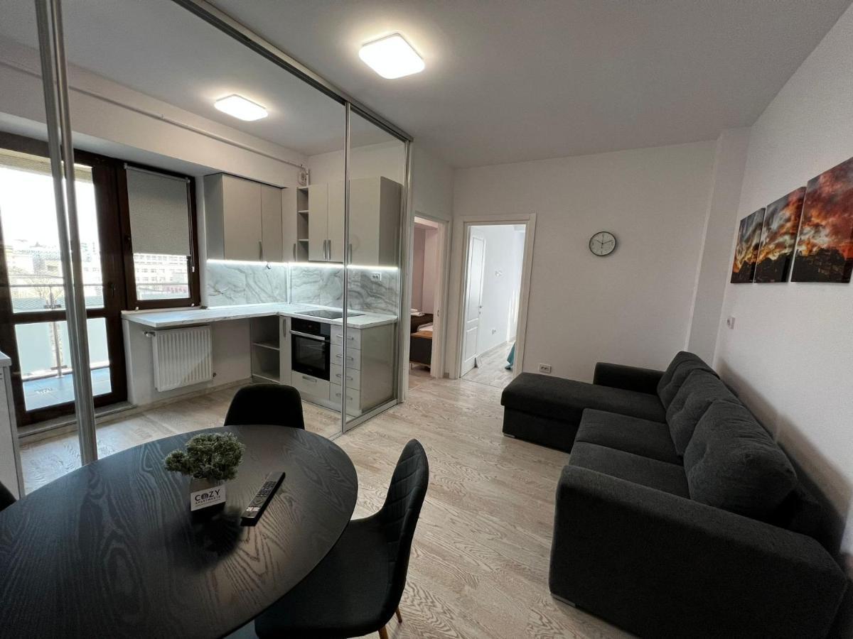 Cozy Apartments - City Center Iasi Esterno foto