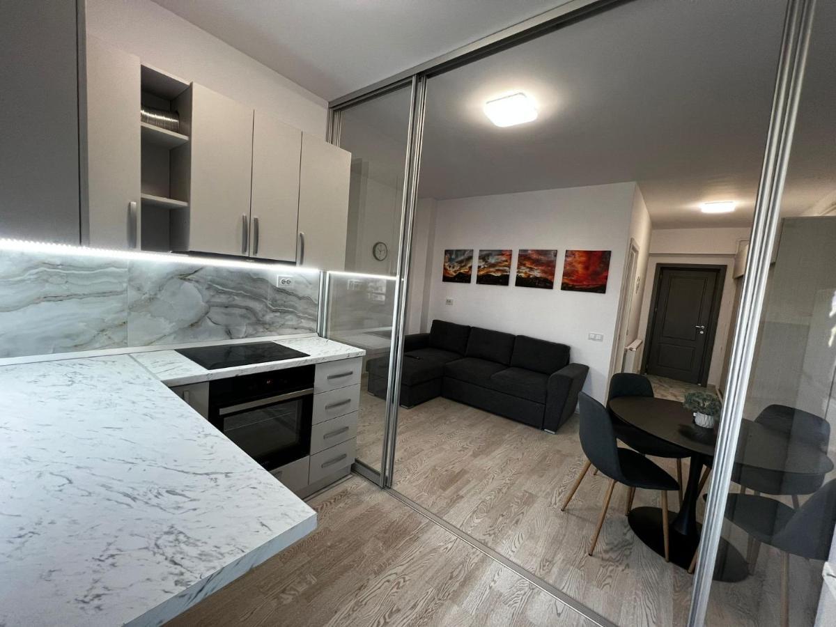 Cozy Apartments - City Center Iasi Esterno foto