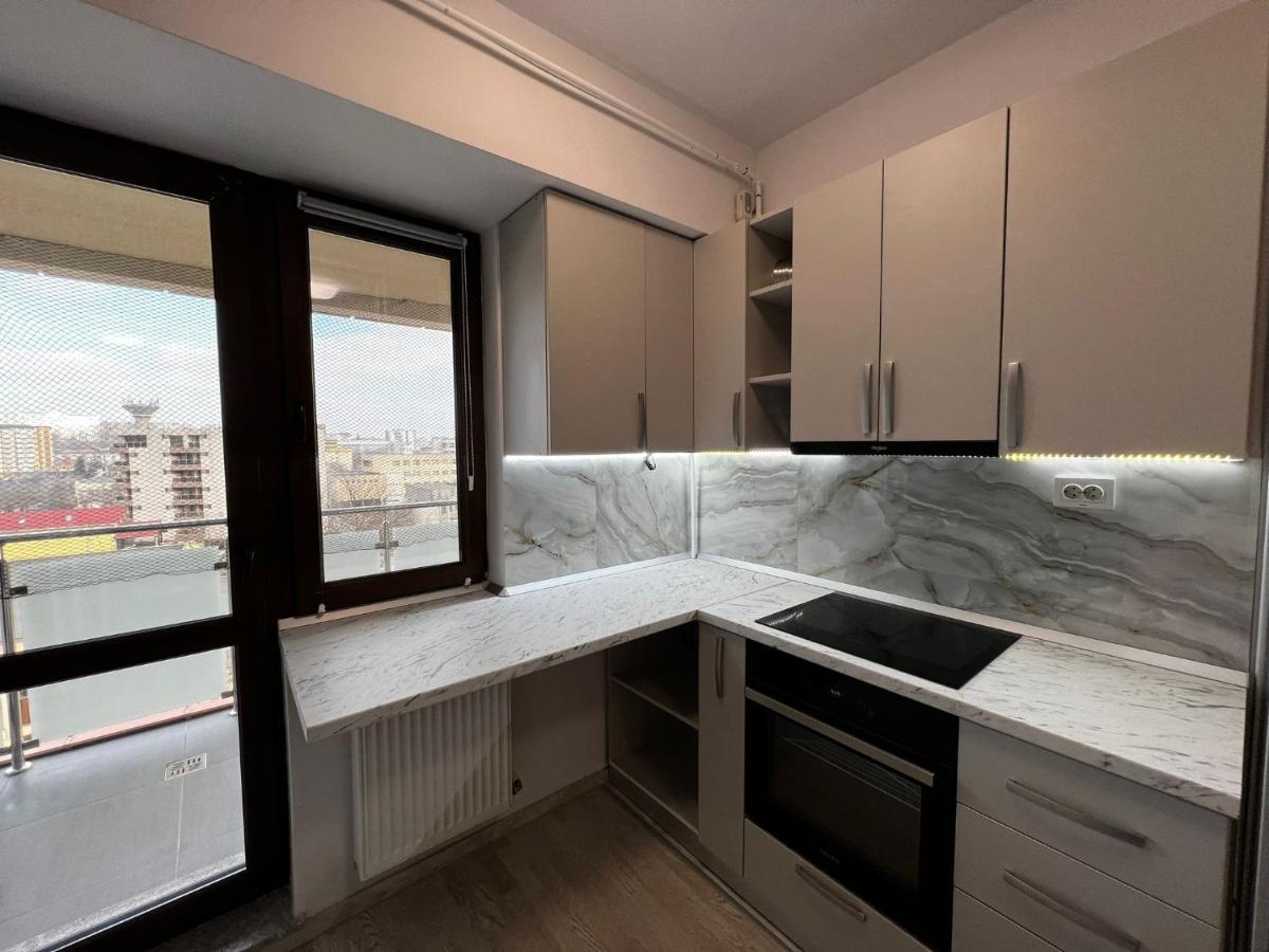 Cozy Apartments - City Center Iasi Esterno foto