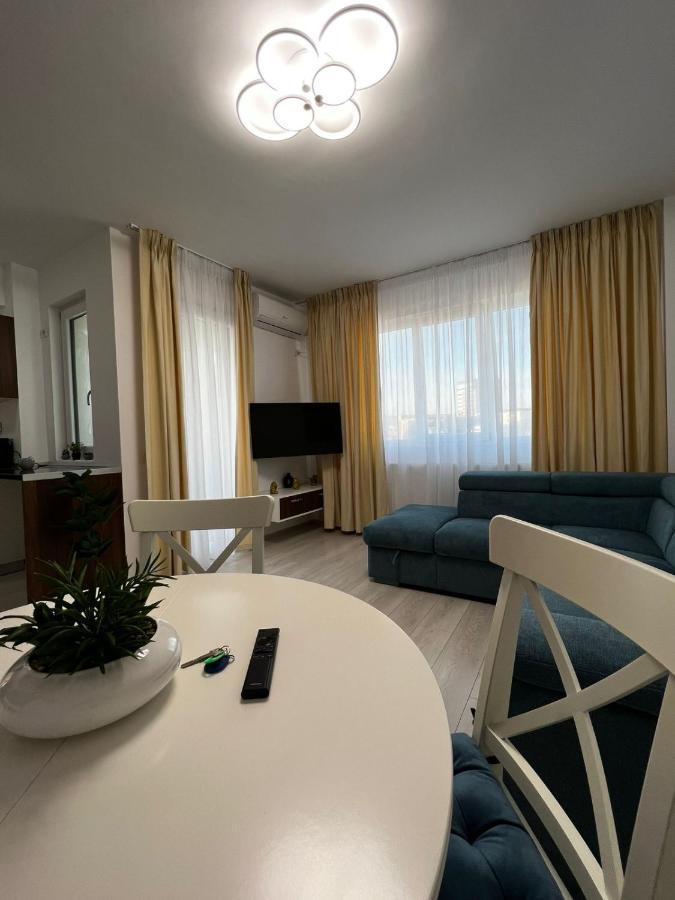 Cozy Apartments - City Center Iasi Esterno foto